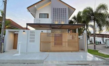 For sale 4 bedrooms house in Mueang Phuket, Phuket
