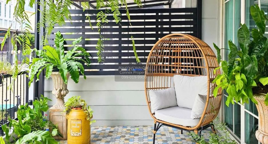 For sale 2 bedrooms townhouse in Sai Mai, Bangkok