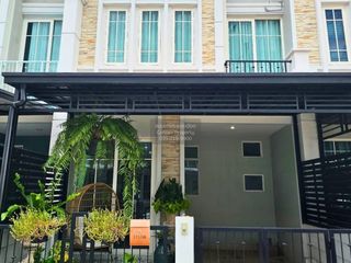 For sale 2 bedrooms townhouse in Sai Mai, Bangkok