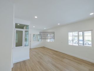 For sale 4 bedrooms townhouse in Prawet, Bangkok