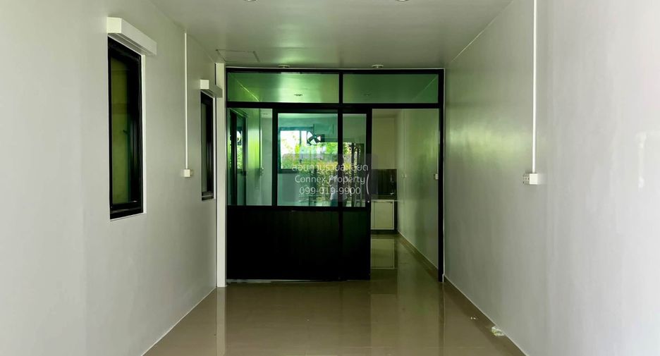 For sale 3 bedrooms townhouse in Lak Si, Bangkok