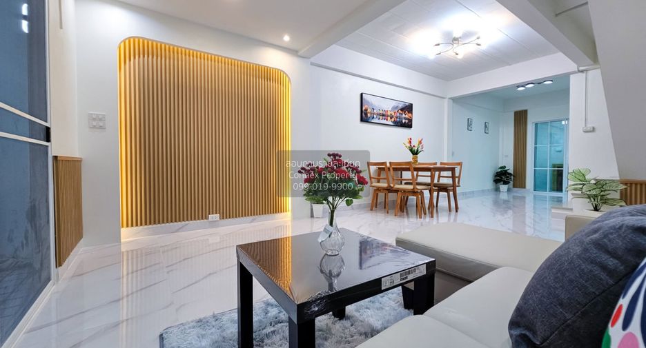 For sale 3 bedrooms townhouse in Bang Yai, Nonthaburi