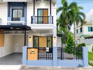 For sale 3 bedrooms townhouse in Pak Kret, Nonthaburi