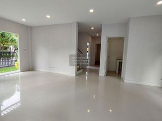 Casa en venta de 4 habitaciones en Bang Yai, Nonthaburi