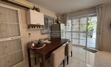 Haus zum Kauf mit 3 Zimmer in Bang Khun Thian, Bangkok
