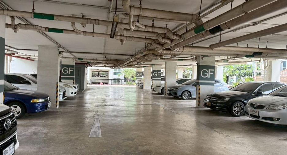 For sale 1 bed condo in Thon Buri, Bangkok