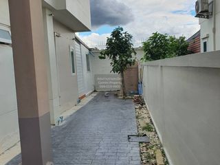 Casa en venta de 5 habitaciones en Bang Yai, Nonthaburi