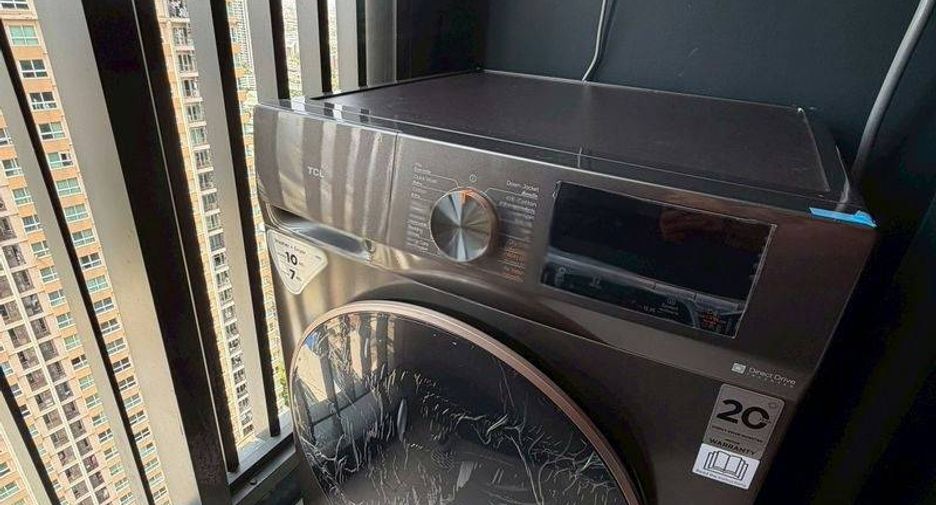 For rent and for sale 1 bed condo in Phra Khanong, Bangkok