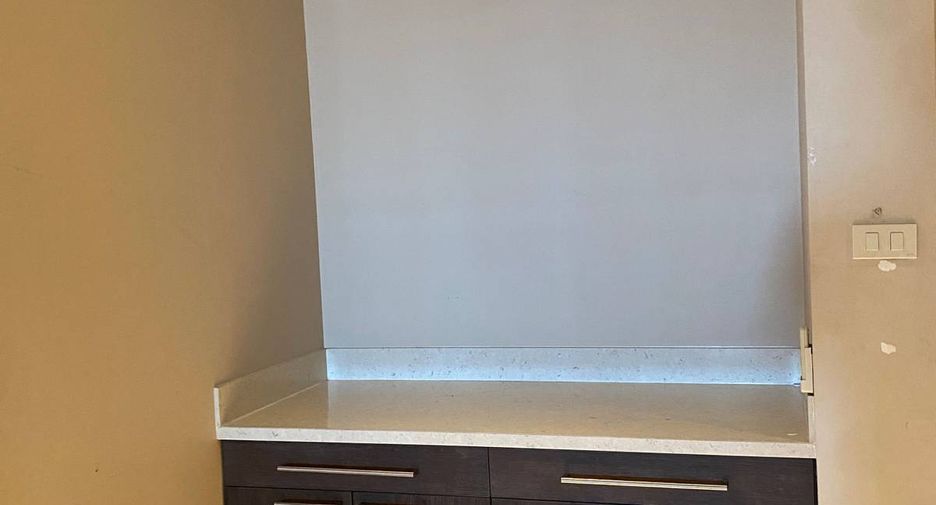 For rent 1 bed condo in Bang Rak, Bangkok