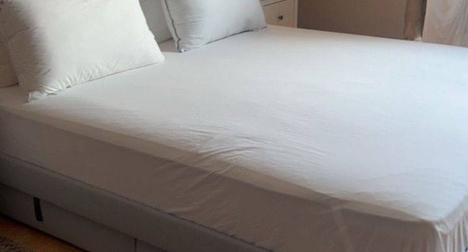 For rent 2 bedrooms condo in Sathon, Bangkok