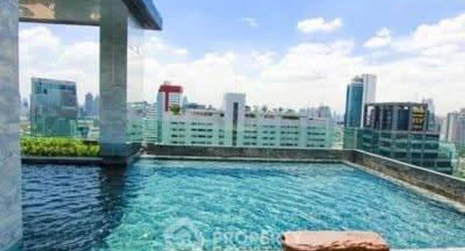 For rent 2 bedrooms condo in Bang Rak, Bangkok