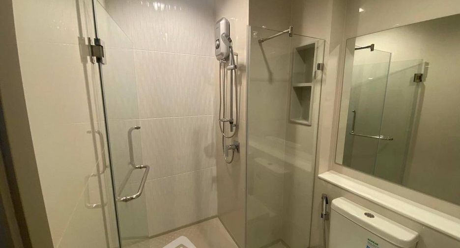 Condo en alquiler de 1 habitaciones en Huai Khwang, Bangkok