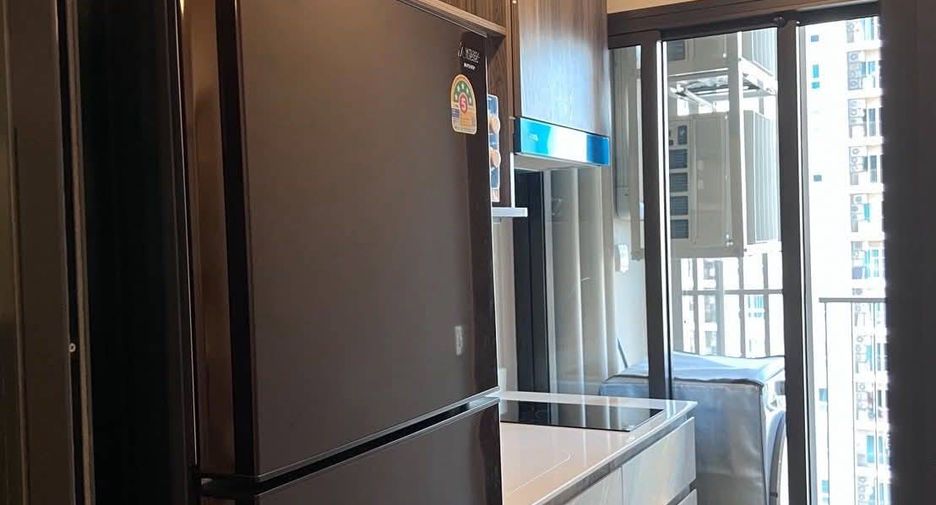 For rent 1 bed condo in Phra Khanong, Bangkok