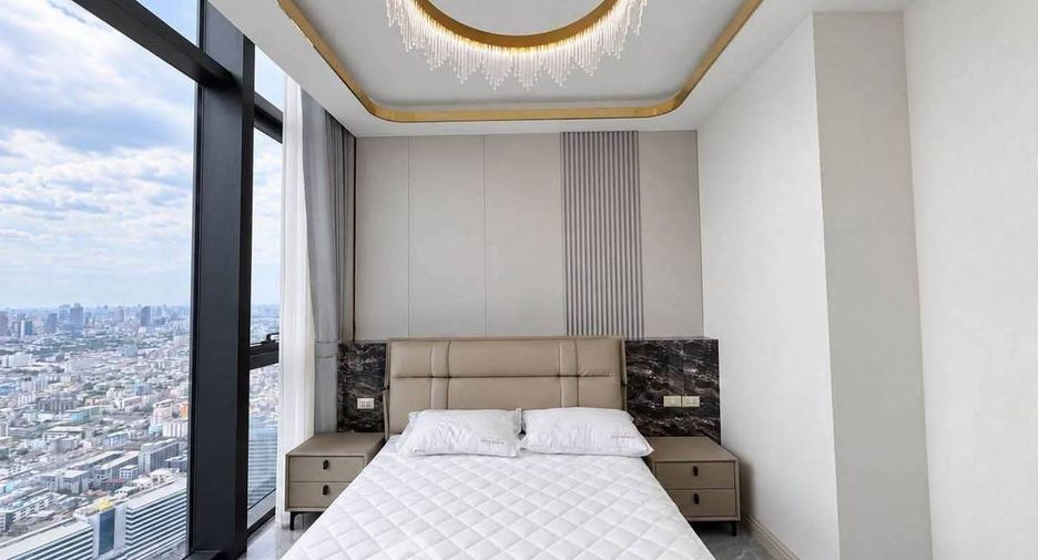 For rent 5 bedrooms condo in Huai Khwang, Bangkok