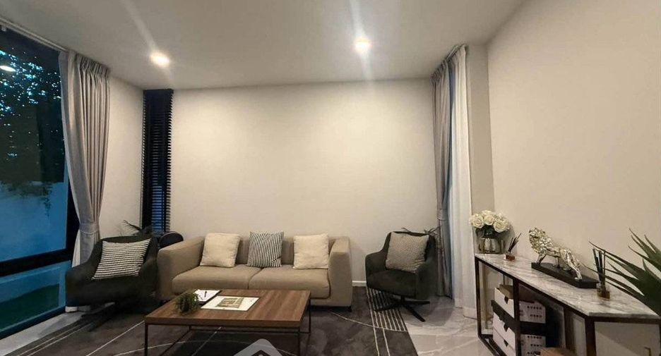 For rent 4 bedrooms house in Bang Khen, Bangkok