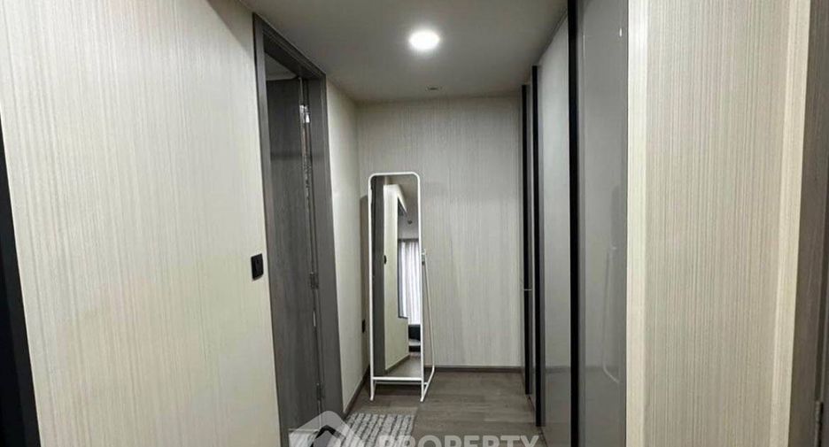 For rent 2 bedrooms condo in Pathum Wan, Bangkok