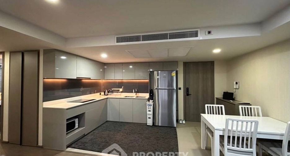 For rent 2 bedrooms condo in Pathum Wan, Bangkok