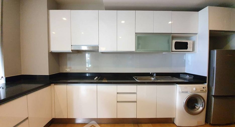 Wohnung zur Miete mit 2 Zimmer in Khlong Toei, Bangkok