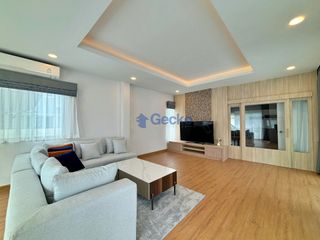 For rent 4 bedrooms house in Bang Lamung, Chonburi