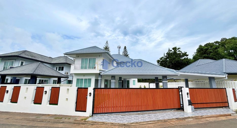 For rent 4 bedrooms house in Bang Lamung, Chonburi