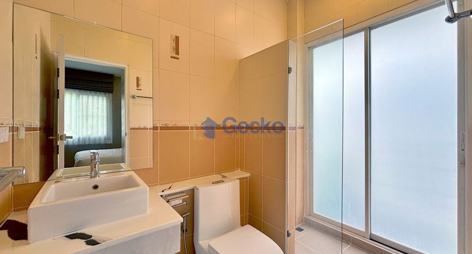 For rent 4 bedrooms house in Bang Lamung, Chonburi