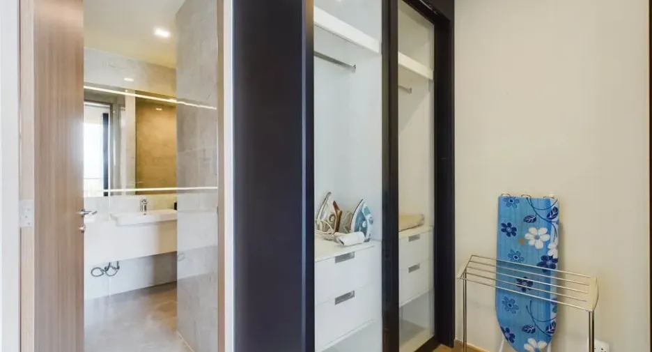 For rent 1 bed condo in Watthana, Bangkok