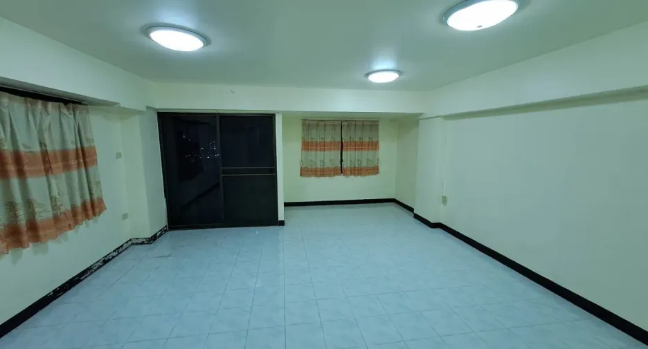 Condo en venta de estudio en Bang Kapi, Bangkok