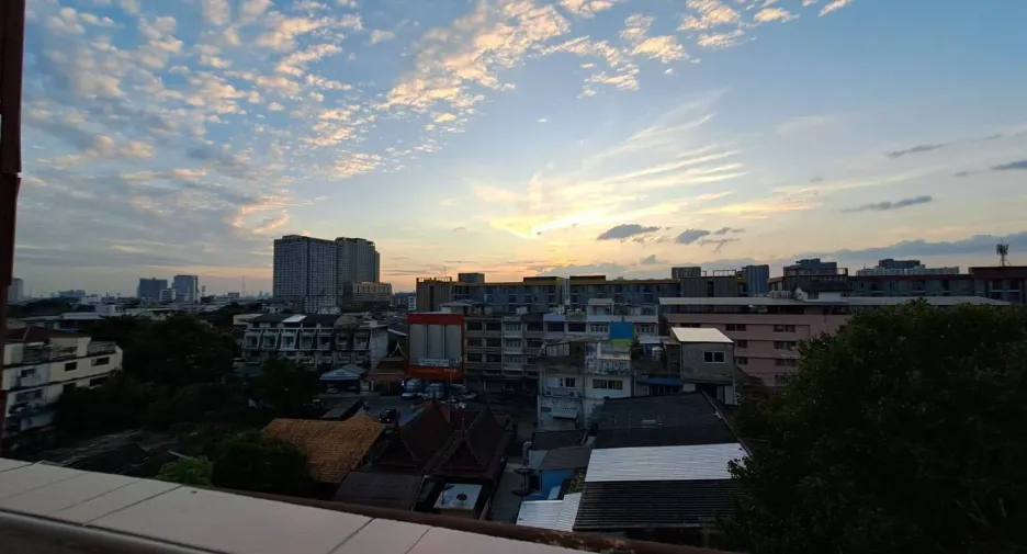 Condo en venta de estudio en Bang Kapi, Bangkok