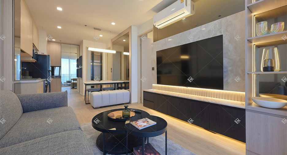 For rent 2 bedrooms condo in Watthana, Bangkok