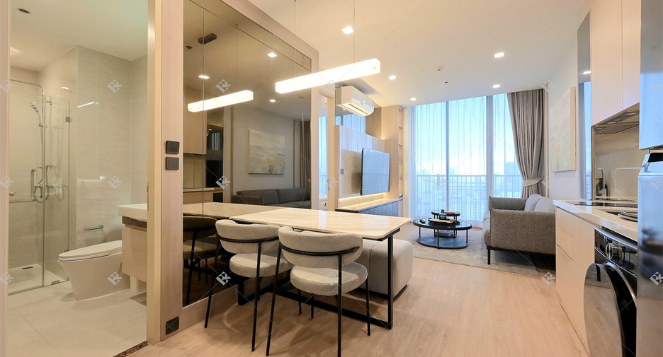 For rent 2 bedrooms condo in Watthana, Bangkok