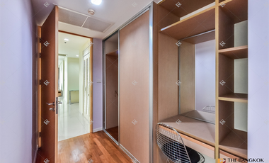 For rent 2 bedrooms condo in Sathon, Bangkok