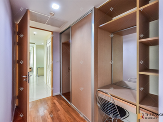 For rent 2 bedrooms condo in Sathon, Bangkok