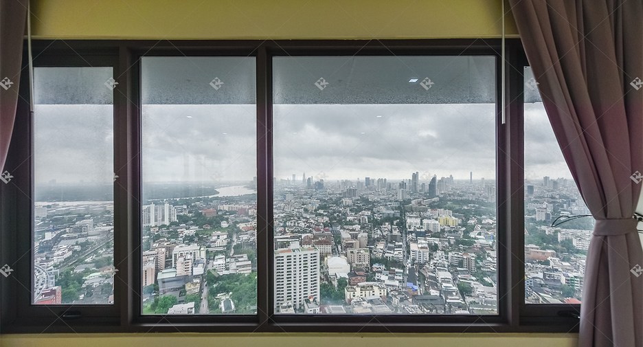 For rent 2 bedrooms condo in Sathon, Bangkok