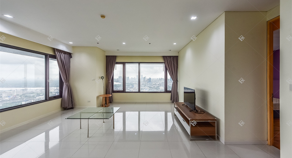 For rent 2 bedrooms condo in Sathon, Bangkok