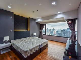 For rent 2 bedrooms condo in Sathon, Bangkok