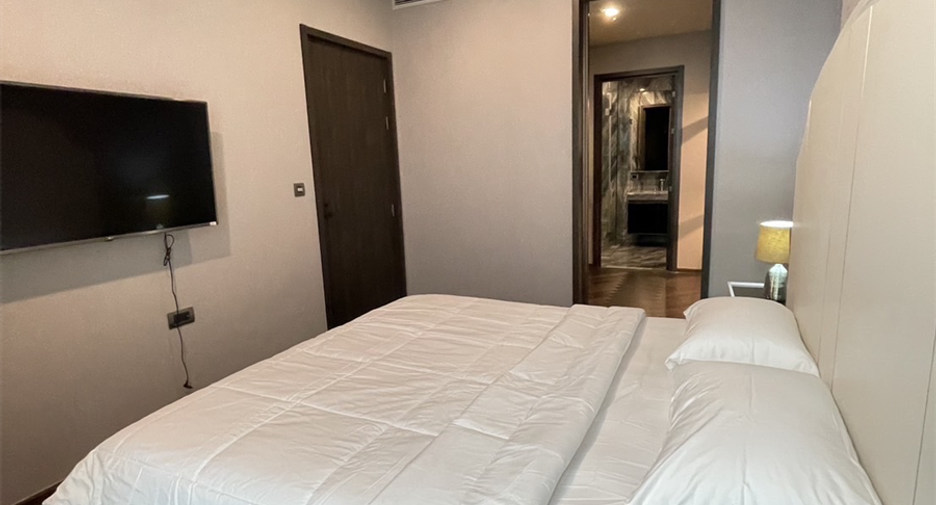 For rent 2 bedrooms condo in Phaya Thai, Bangkok