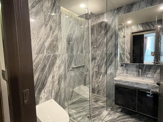 For rent 2 bedrooms condo in Phaya Thai, Bangkok