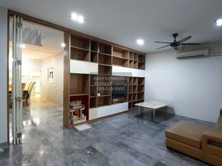 出租 5 卧室 联排别墅 在 Suan Luang, 曼谷