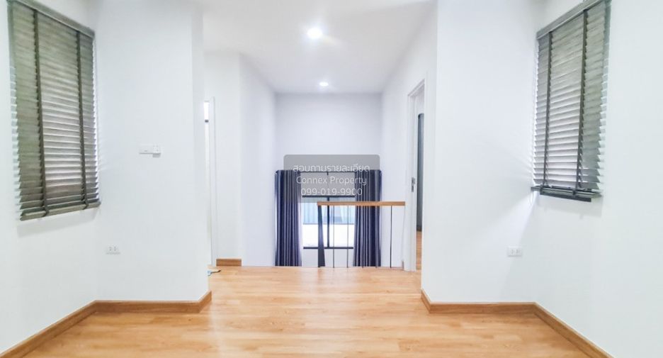 For rent 5 bedrooms house in Khlong Sam Wa, Bangkok