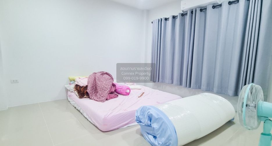 For rent 5 bedrooms house in Khlong Sam Wa, Bangkok