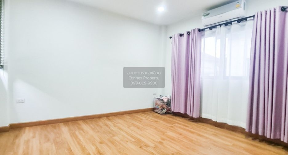 For rent 5 bedrooms house in Khlong Sam Wa, Bangkok