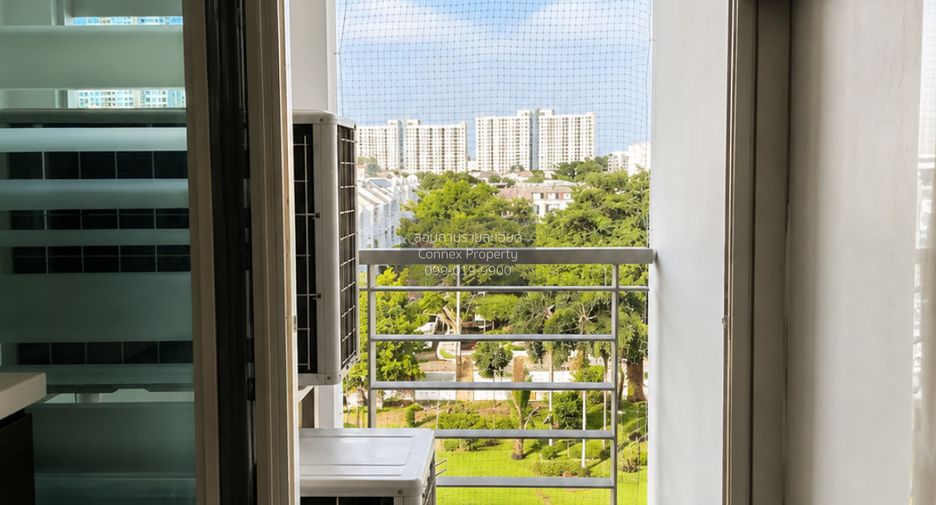 For rent 2 bedrooms condo in Phra Khanong, Bangkok