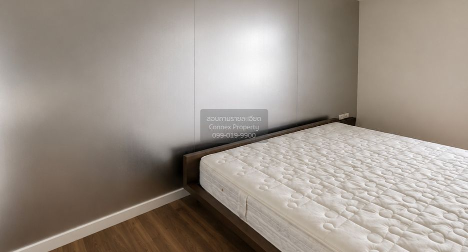 For rent 2 bedrooms condo in Phra Khanong, Bangkok