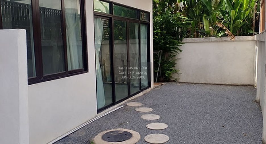 For rent 5 bedrooms townhouse in Bang Bua Thong, Nonthaburi