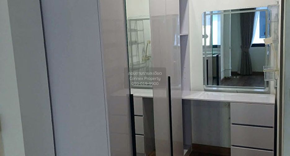 For rent 5 bedrooms townhouse in Bang Bua Thong, Nonthaburi