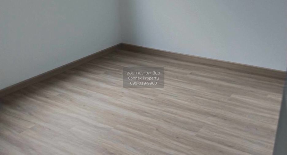 For rent 3 bedrooms townhouse in Nong Khaem, Bangkok