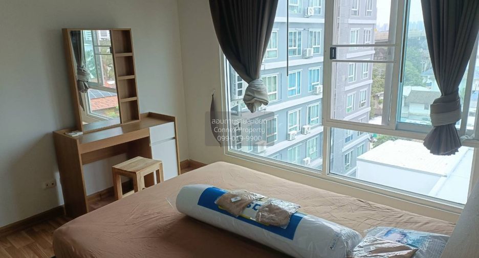 Condo en alquiler de 2 habitaciones en Phra Khanong, Bangkok