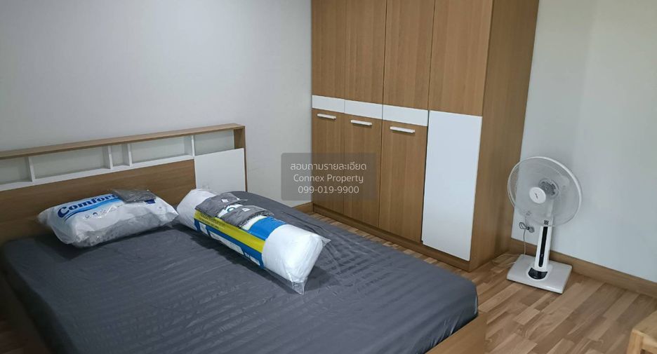 Condo en alquiler de 2 habitaciones en Phra Khanong, Bangkok