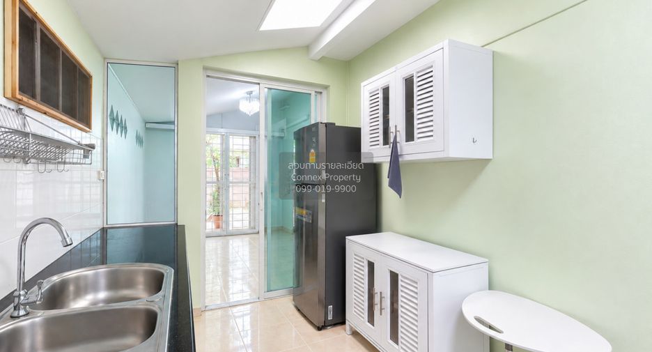 For rent 3 bedrooms house in Mueang Nonthaburi, Nonthaburi