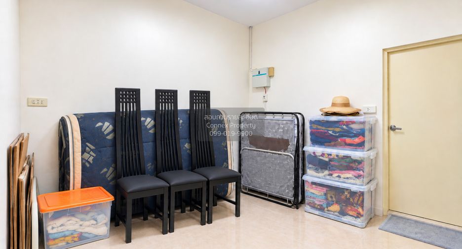 For rent 3 bedrooms house in Mueang Nonthaburi, Nonthaburi
